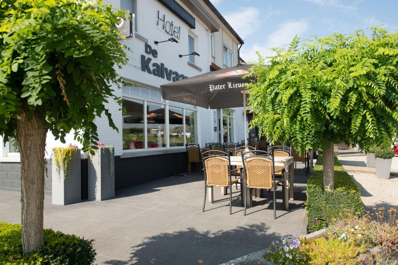 Hotel De Kalvaar Ninove Bagian luar foto