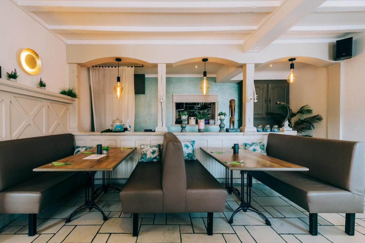 Hotel De Kalvaar Ninove Bagian luar foto