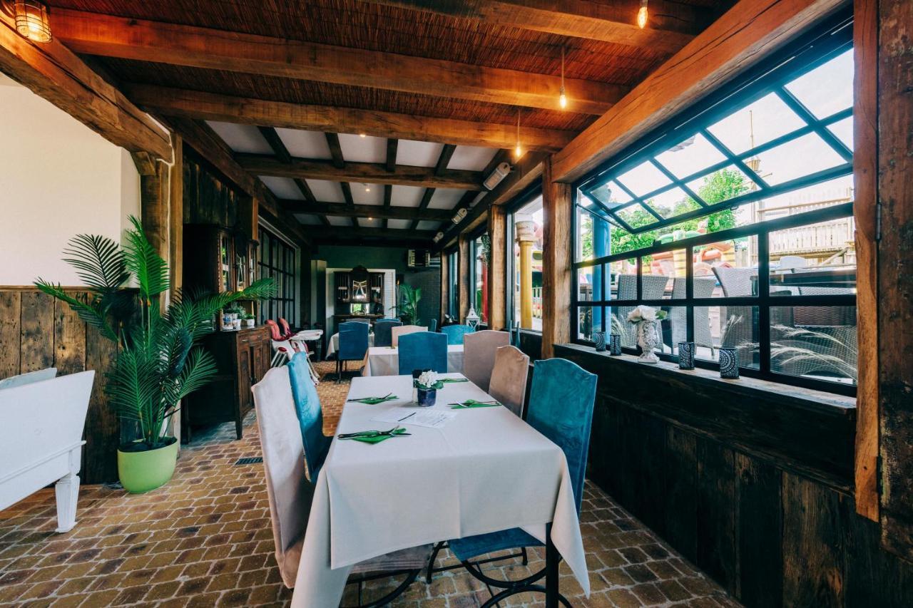 Hotel De Kalvaar Ninove Bagian luar foto