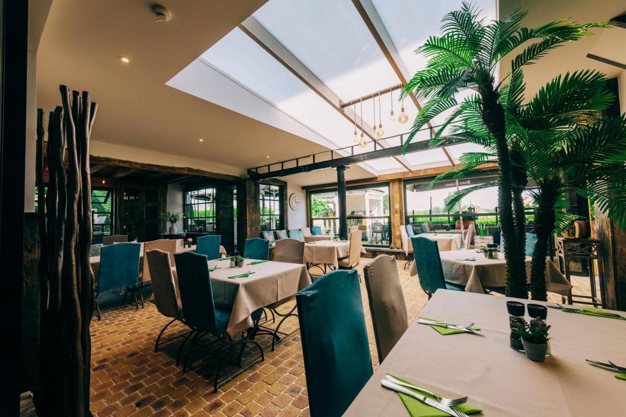 Hotel De Kalvaar Ninove Bagian luar foto