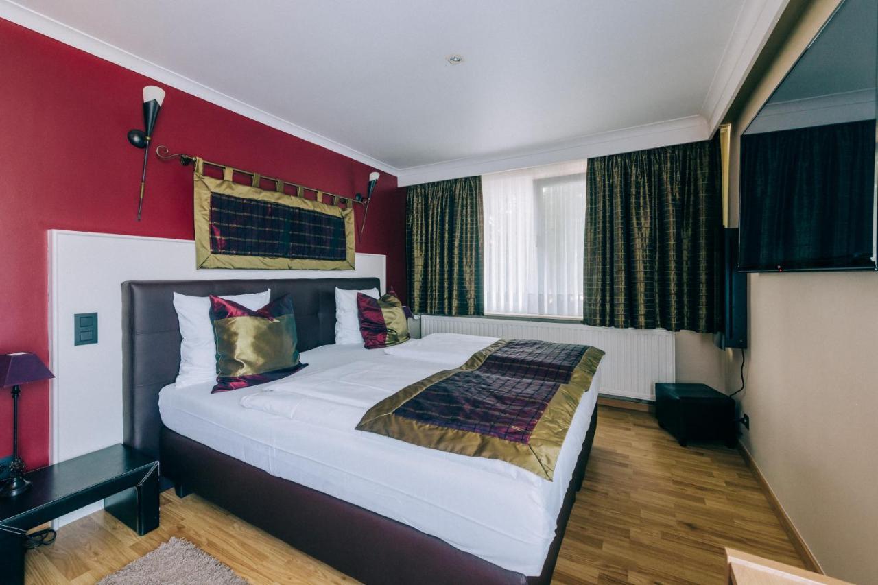 Hotel De Kalvaar Ninove Bagian luar foto
