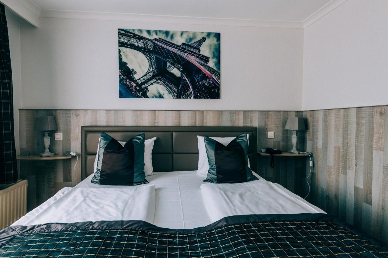 Hotel De Kalvaar Ninove Bagian luar foto